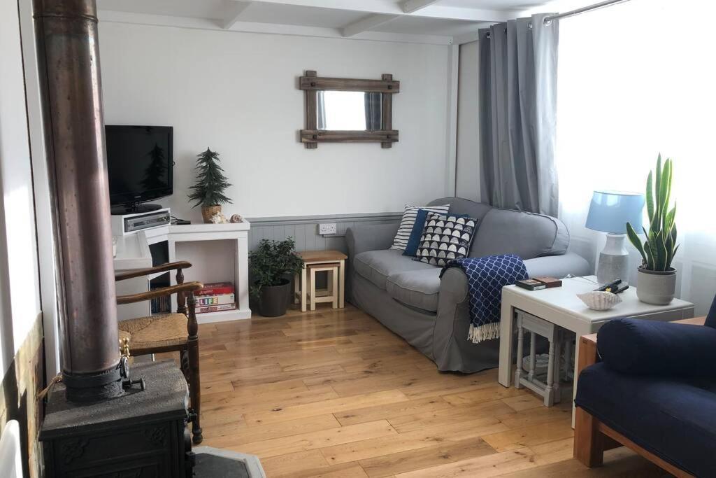 Dog Friendly Cottage 2 Mins To Beach With Hot Tub And Zappi Ev Lessingham المظهر الخارجي الصورة