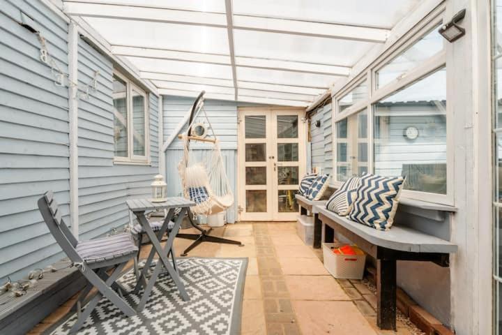 Dog Friendly Cottage 2 Mins To Beach With Hot Tub And Zappi Ev Lessingham المظهر الخارجي الصورة